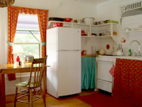 Apparment 3, Oak Bluffs, Kitchen, Living, Dining Room
